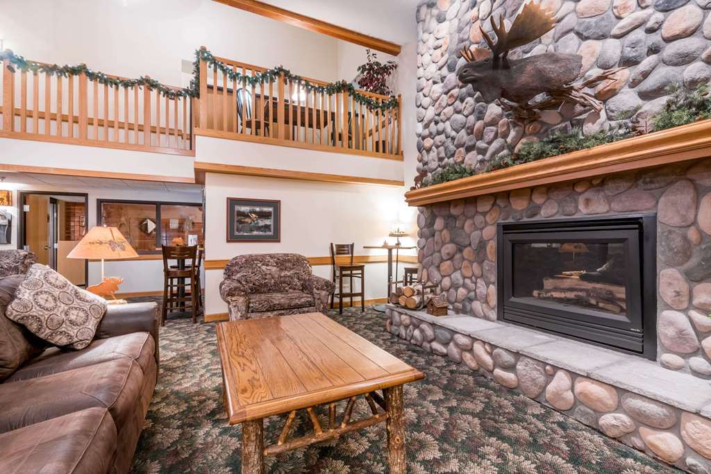 Moose Lake Lodge & Suites Interieur foto