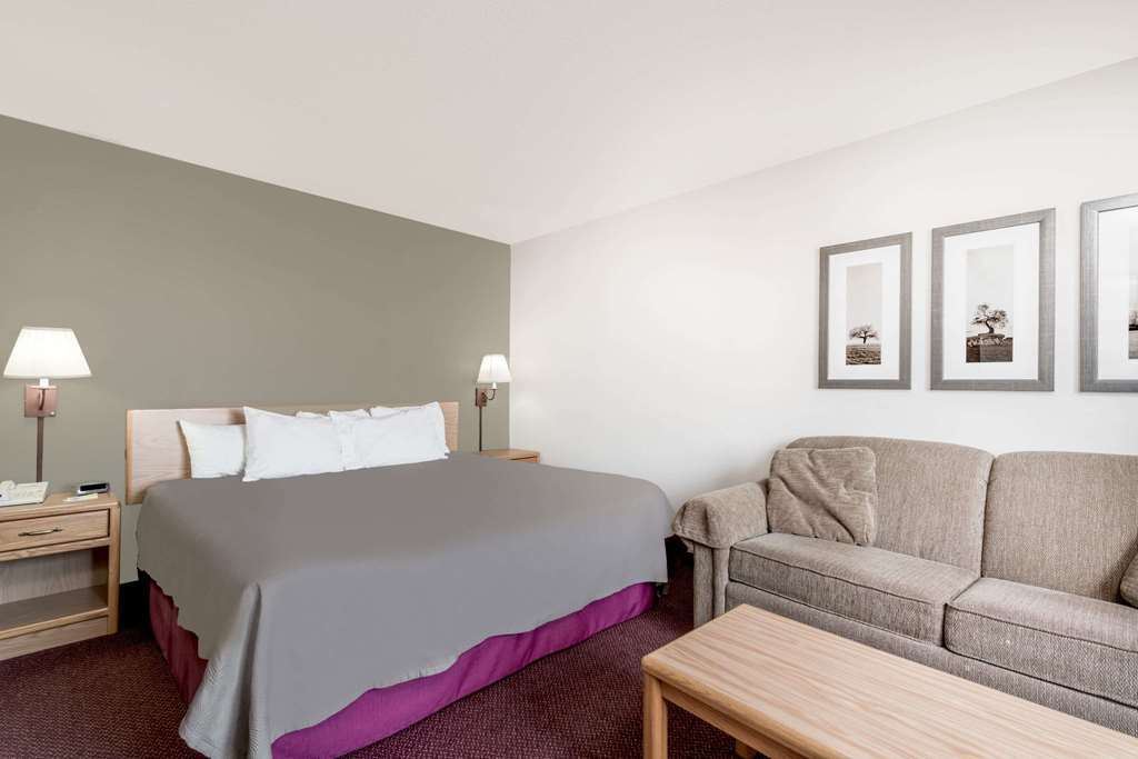 Moose Lake Lodge & Suites Kamer foto